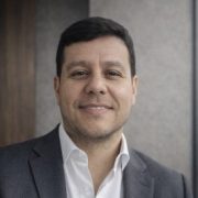 Mayker Oviedo